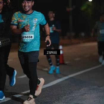 Runner Photo 5918022