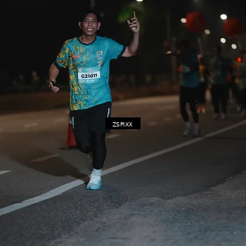 Runner Photo 5918037