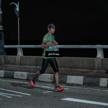Runner Photo 5918039