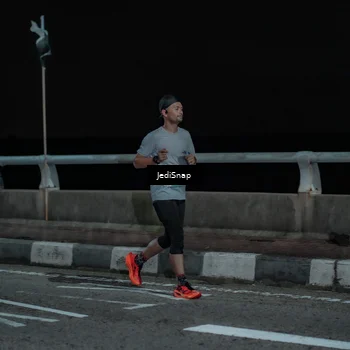 Runner Photo 5918070