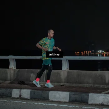 Runner Photo 5918128