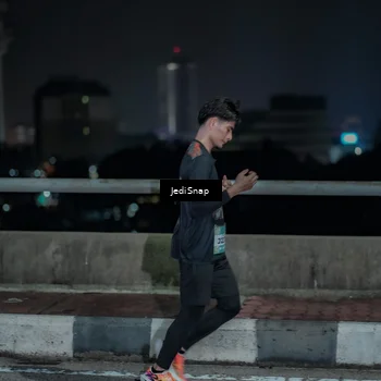 Runner Photo 5918217