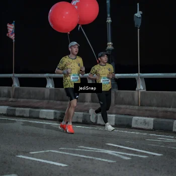 Runner Photo 5918235