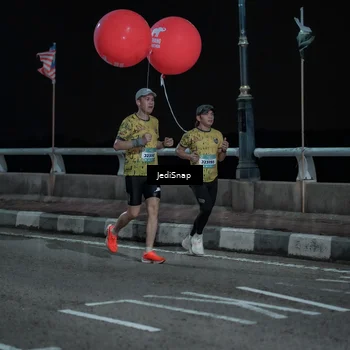 Runner Photo 5918236