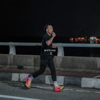 Runner Photo 5918272