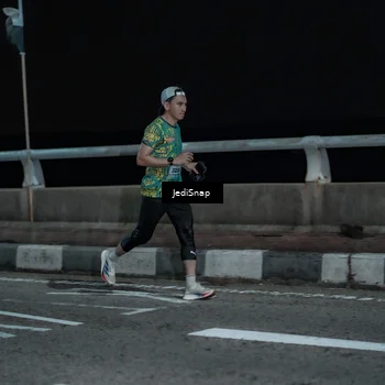 Runner Photo 5918302