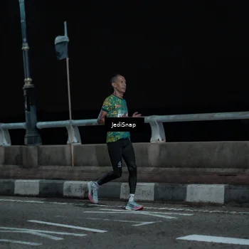 Runner Photo 5918315