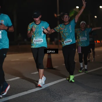 Runner Photo 5918350