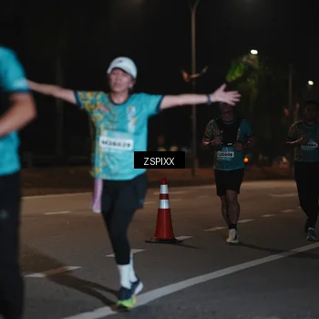 Runner Photo 5918370
