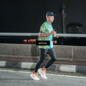 Runner Photo 5918409