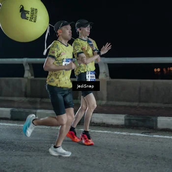 Runner Photo 5918422