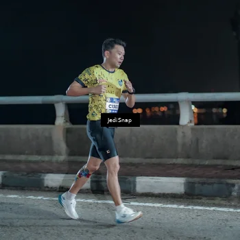 Runner Photo 5918429