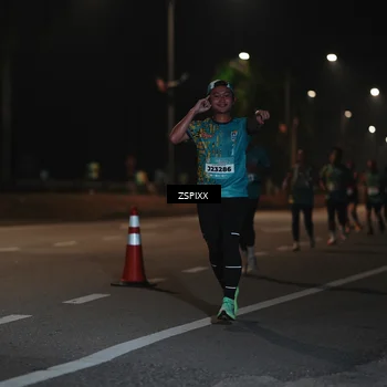 Runner Photo 5918430