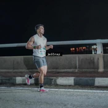 Runner Photo 5918453