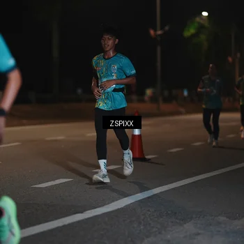 Runner Photo 5918456