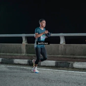 Runner Photo 5918471