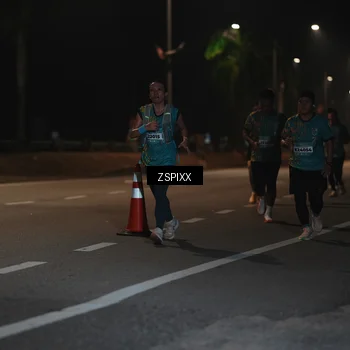 Runner Photo 5918490