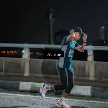 Runner Photo 5918493