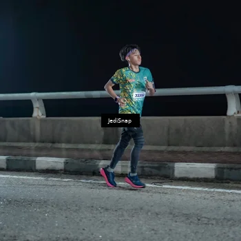 Runner Photo 5918544