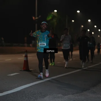 Runner Photo 5918643