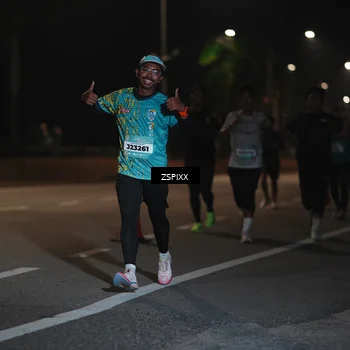 Runner Photo 5918676