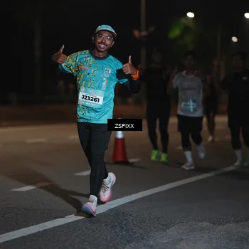 Runner Photo 5918677