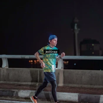 Runner Photo 5918730