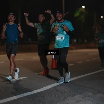Runner Photo 5918743
