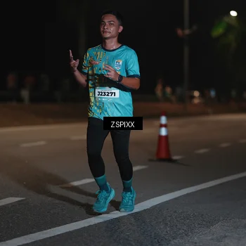 Runner Photo 5918770