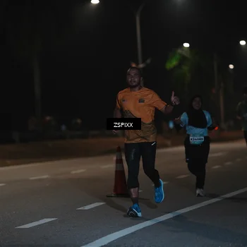 Runner Photo 5918773
