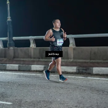 Runner Photo 5918836