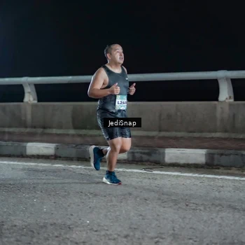 Runner Photo 5918854