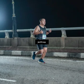 Runner Photo 5918863