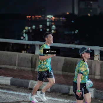 Runner Photo 5918873
