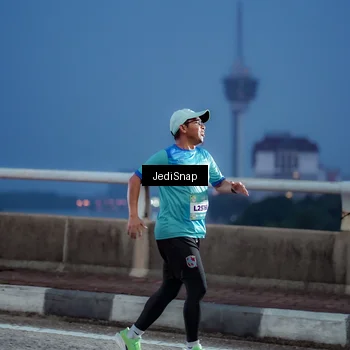 Runner Photo 5918897