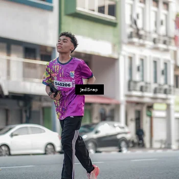 Runner Photo 5918946