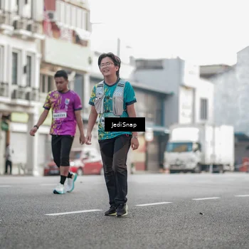 Runner Photo 5918975