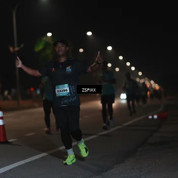Runner Photo 5919075