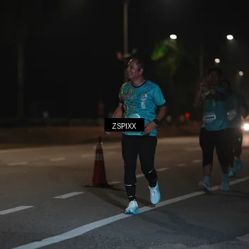 Runner Photo 5919211