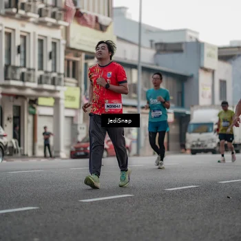 Runner Photo 5919354