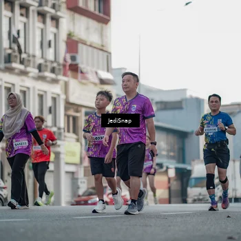 Runner Photo 5919459
