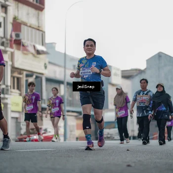 Runner Photo 5919479