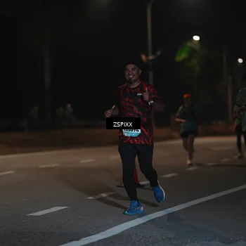 Runner Photo 5919573