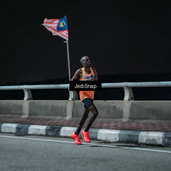 Runner Photo 5919714