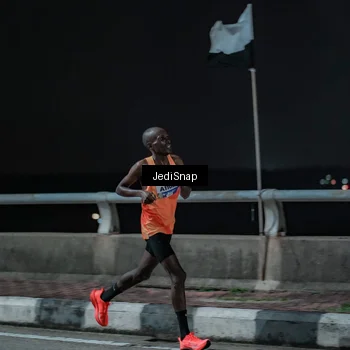 Runner Photo 5919725