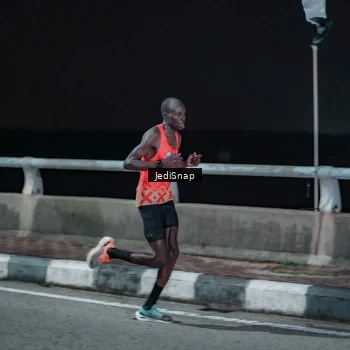 Runner Photo 5919750