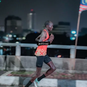 Runner Photo 5919751