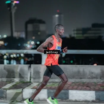 Runner Photo 5919759