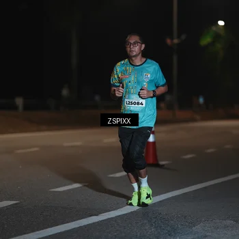 Runner Photo 5920001