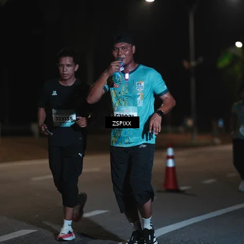 Runner Photo 5920112
